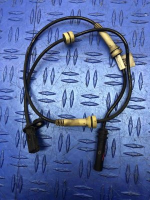 2020-2022 BMW 740i ABS Wheel Speed Sensor Set - Front (Used OEM)