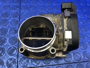 2011-2018 Porsche Cayenne Throttle Body Valve Assembly (Used OEM)