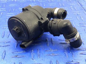 2018-2019 BMW M550i xDrive Turbocharger Electric Auxiliary Coolant Water Pump (Used OEM)