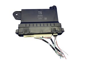 2022 Toyota Camry A/C Amplifier Control Module (Used OEM)