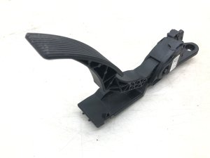 2012-2015 Mercedes-Benz ML350 Accelerator Pedal Assembly (Used OEM)