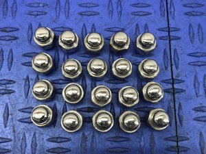 2020-2024 Kia Telluride Wheel Lug Nut Set (20 Piece) (Used OEM)