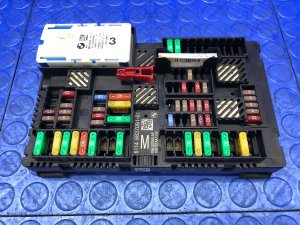  BMW 7 series Power Distribution Fuse Relay Junction Box (Used OEM)