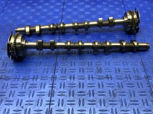 2019 Jaguar XE Intake and Exhaust Camshaft Set with Timing Sprockets (Used OEM)