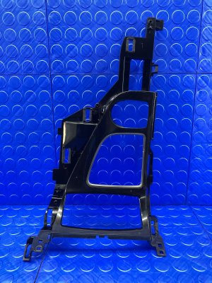 2017-2022 INFINITI Q60 Center Floor Console Assembly (Used OEM)