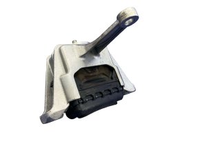 2021-2023 Hyundai Elantra Engine Support Mount Bracket - Front (Used OEM)
