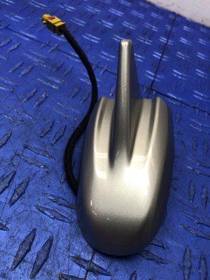 2014-2017 Maserati Ghibli Gray Shark Fin Roof Antenna (Used OEM)