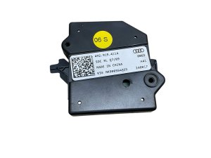 2015-2025 Audi Q7 Infotainment CAN Bus Interface Control Module (Used OEM)