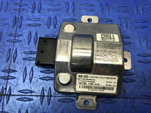 2017-2020 Genesis G80 Seat Belt Control Module (Used OEM)