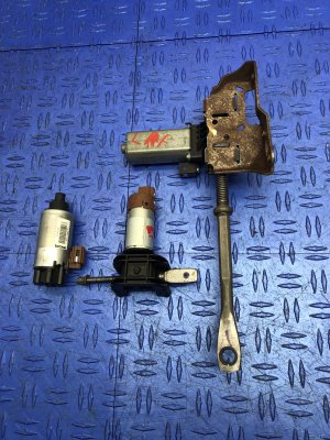 2017-2022 BMW M760i xDrive Seat Adjustment Motor Set (3-Piece) - Front, Right (Passenger) (Used OEM)