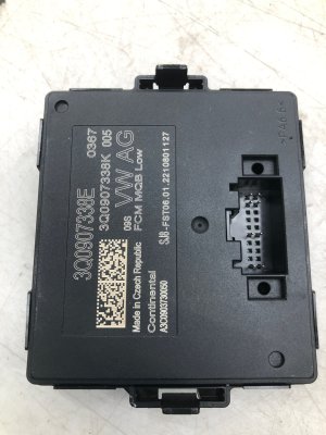 2021-2024 Genesis GV80 Headlamp Cornering and Range Level Control Module (Used OEM)