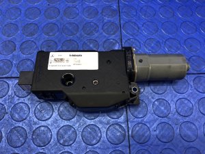 2017-2023 Mercedes-Benz E500 Panoramic Sunroof Motor (Used OEM)