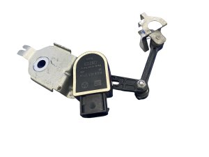 2015-2021 Mercedes-Benz C280 Suspension Height Level Sensor - Front (Used OEM)