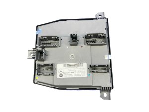 2017-2023 Mercedes-Benz E500 SAM Signal Acquisition Control Module - Front (Used OEM)