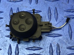 2020-2022 Mercedes-Benz GLB250 Power Seat Lumbar Support Switch - Front (Used OEM)