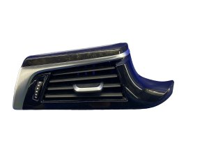 2017-2023 BMW 528i Black Dash HVAC Vent Duct with Woodgrain Trim - Front (Used OEM)