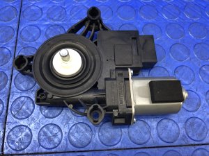 2021-2025 BMW M3 Power Window Motor - Rear, Left (Driver) (Used OEM)