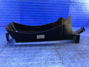 2008-2014 Lamborghini Gallardo Engine Oil Cooler Exit Air Duct (Used OEM)