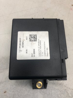 2015-2018 Porsche Cayenne GPS Navigation Control Module (Used OEM)
