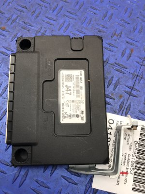2018-2021 Kia Stinger Temperature Blower Motor Control Module - Front (Used OEM)