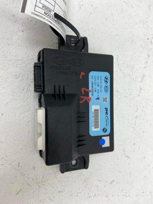 2020-2022 Kia Telluride Power Tailgate Liftgate Control Module (Used OEM)