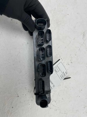 2024-2025 BMW 530i Integrated Supply Control Module (Used OEM)