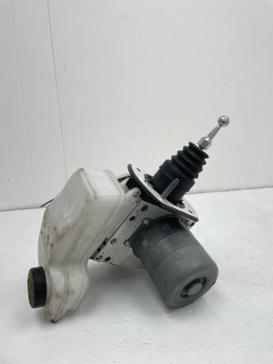 2021-2023 Jaguar F-Pace Power Brake Booster with Master Cylinder and Reservoir (Used OEM)