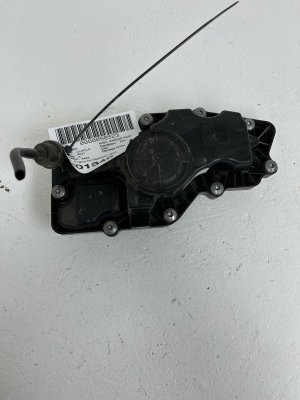 2021-2026 Mercedes-Benz GLA250 Engine Oil Separator (Used OEM)