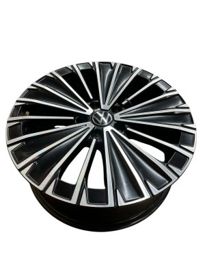 2022-2025 Volkswagen Taos Black 18x7 Multi-Spoke Machined Black Alloy Wheel (Used OEM)