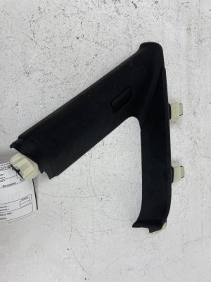 2017-2020 Maserati Levante Black C-Pillar Upper Exterior Trim Panel - Rear (Used OEM)