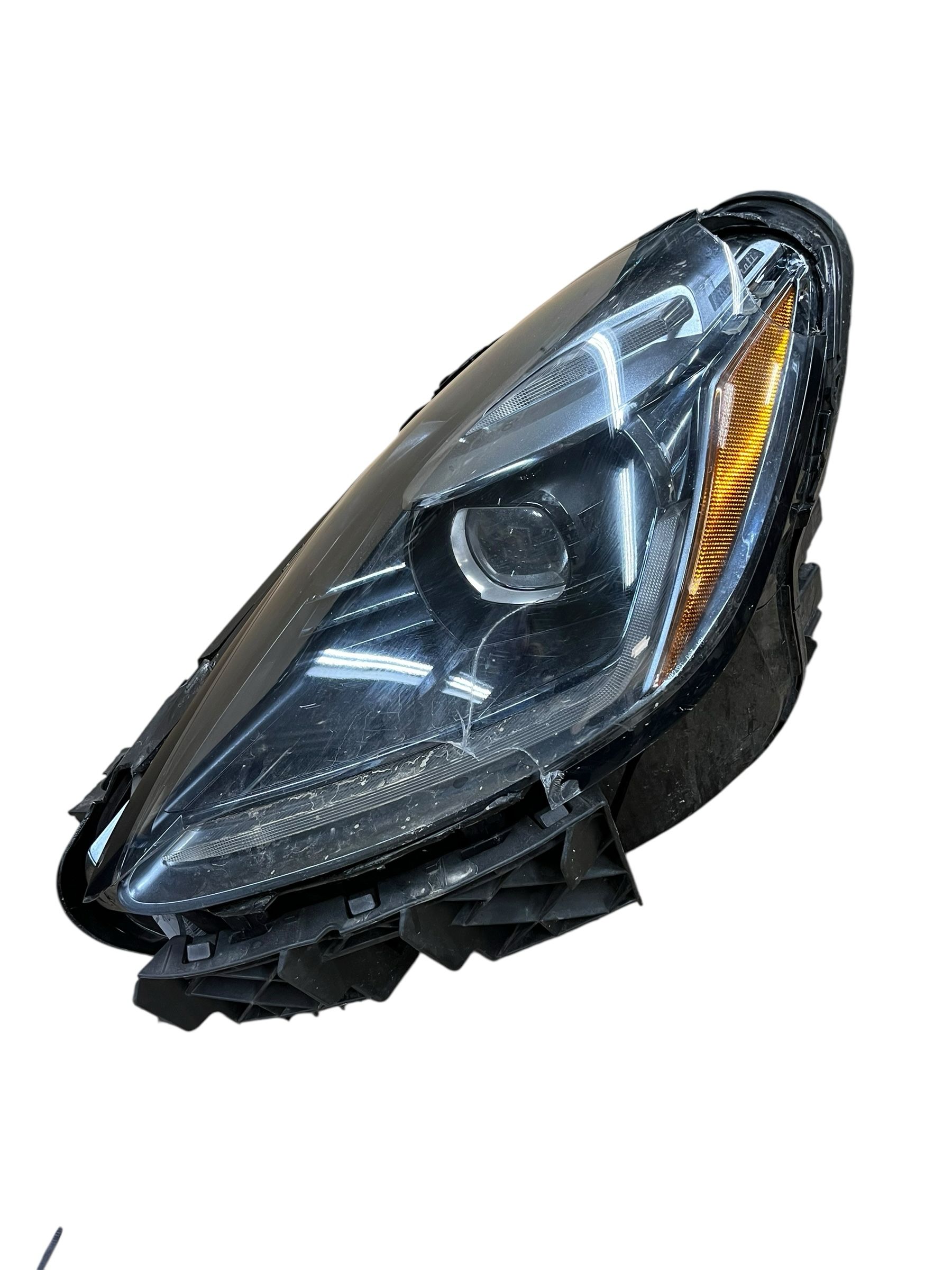 2023-2026 Maserati Grecale LED Headlight Assembly - Front, Left (Driver) (Used OEM)