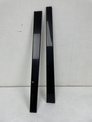 2017-2022 Mercedes-Benz E350 Red Rear Quarter Panel Molding (Used OEM)