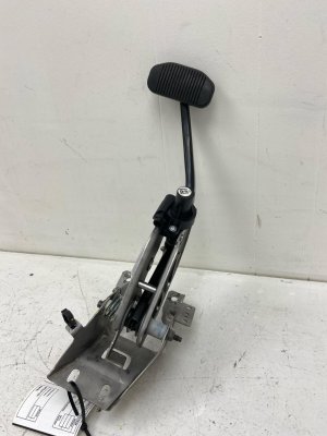 2022-2025 Lincoln Navigator Power Adjustable Brake Pedal Assembly (Used OEM)