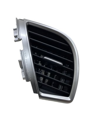 2021-2025 Kia Seltos Outer Dashboard Air Vent Grille - Front (Used OEM)