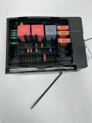  Mercedes-Benz Sclass Rear Fuse Relay Junction Box (Used OEM)