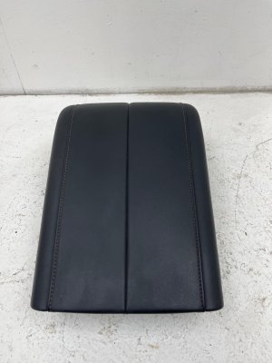 2024-2025 Lincoln Nautilus Black Center Console Storage Lid Armrest Cover - Front (Used OEM)