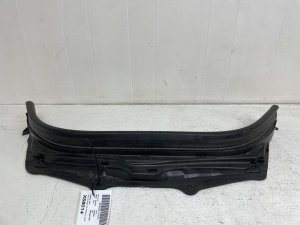 2017-2023 BMW M550i xDrive Cowl Grille Panel Vent Cover (Used OEM)