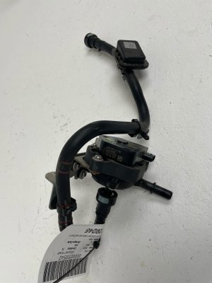 2022-2025 Volkswagen Jetta Engine Water Pump with Bracket (Used OEM)