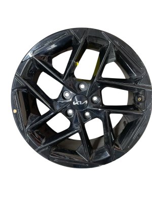 2025 Kia K4 Black 18x8 Gloss Black Alloy Wheel (Used OEM)
