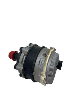 2021-2023 Volvo XC40 Radiator Auxiliary Water Coolant Pump (Used OEM)