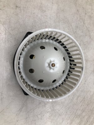 2014-2024 INFINITI QX80 HVAC Blower Motor - Front (Used OEM)