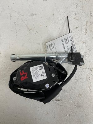 2020-2024 Ford Escape Black Seat Belt Assembly with Pretensioner - Front (Used OEM)