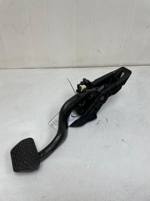 2021-2023 BMW 540i Brake Pedal Assembly (Used OEM)