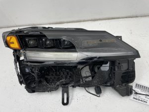 2025-2026 Nissan Kicks LED Headlight Assembly - Front, Right (Passenger) (Used OEM)