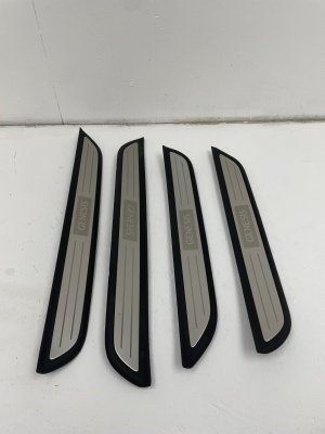 2017-2022 Genesis G90 Door Sill Scuff Plate Set - Front (Used OEM)