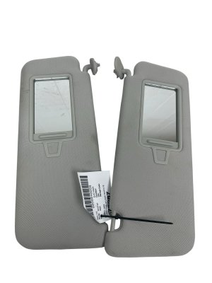 2024-2025 Hyundai Santa Fe Gray Sun Visor Shade Set - Right (Passenger) (Used OEM)