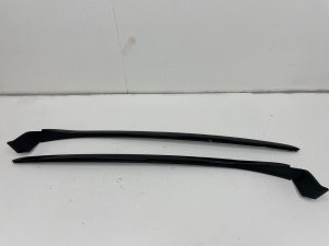 2025-2026 Kia K5 Windshield Exterior Drip Molding Strip - Front (Used OEM)
