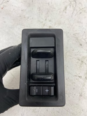 2018-2021 Lincoln Navigator Trailer Brake Control Switch (Used OEM)