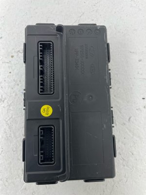 2024-2025 Hyundai Elantra Heater and AC Temperature Control Module (Used OEM)