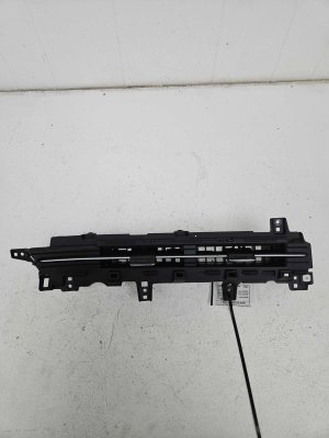 2024-2025 Hyundai Kona Center Dashboard Air Vent Duct (Used OEM)